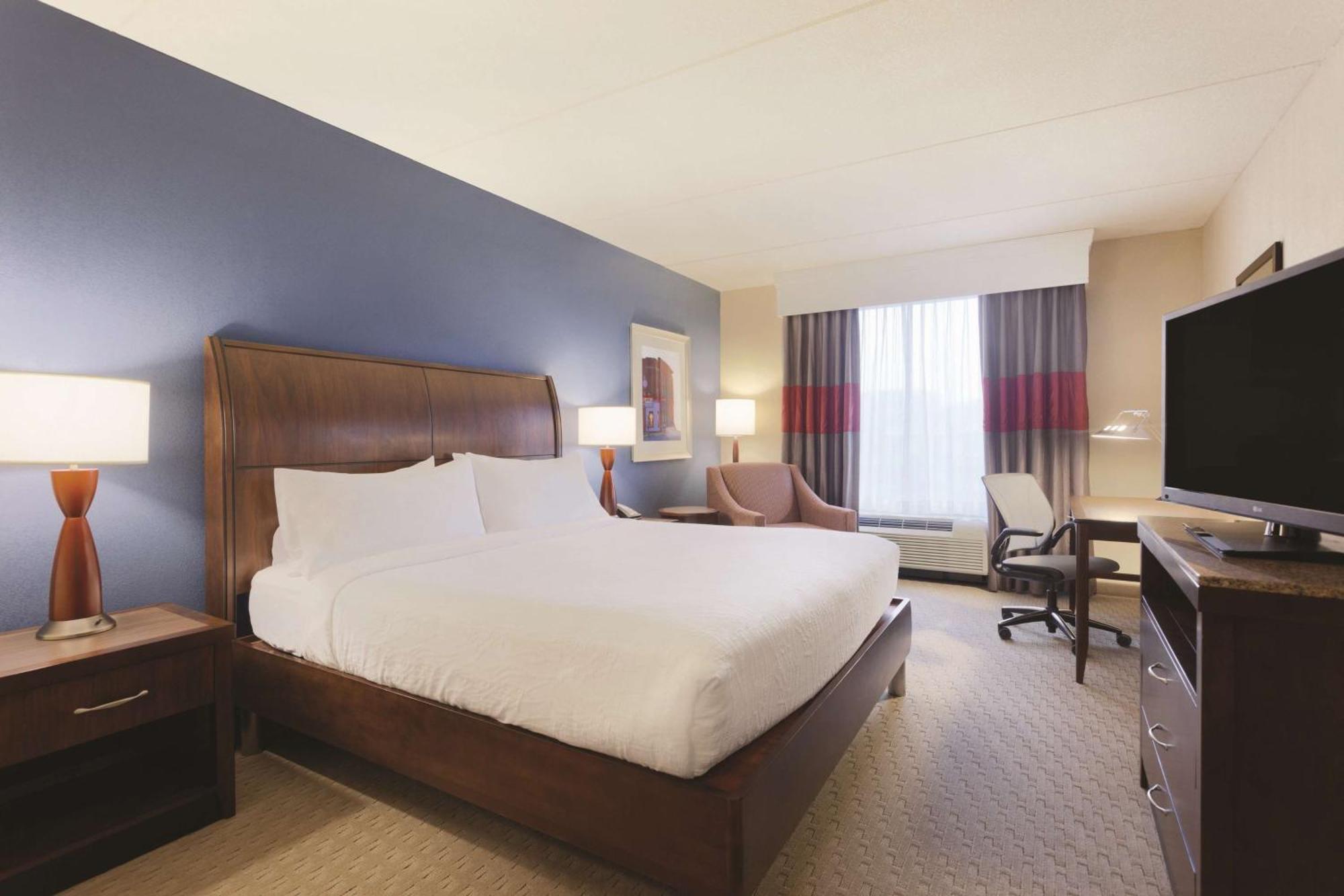Hilton Garden Inn Falls Church Dış mekan fotoğraf